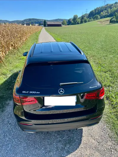 Mercedes-Benz GLC 300 de AMG Line — Hybride rechargeable, 107'000 km, design premium — Miniature 13