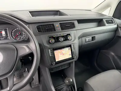 VW Caddy 2.0 TDI 102 — Utilitaire compact diesel, équipé et fiable — Thumbnail 8