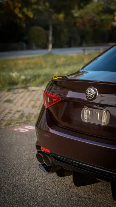 Alfa Romeo Giulia 2.9 V6 Biturbo Quadrifoglio — 510 ch, sportive italienne d'exception — tableau de bord