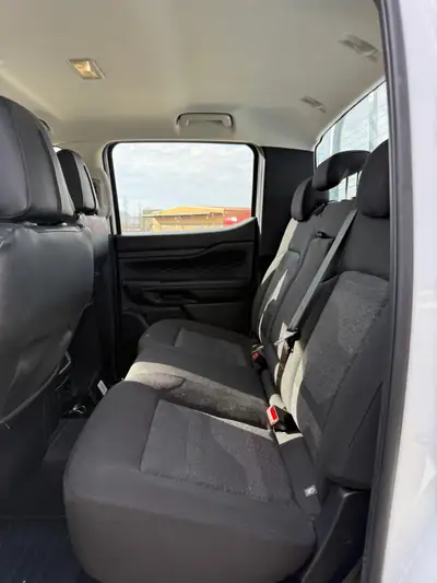 Ford Ranger 2.0 EcoBlue 4x4 XLT — Pick-up robuste, très faible kilométrage — cruscotto