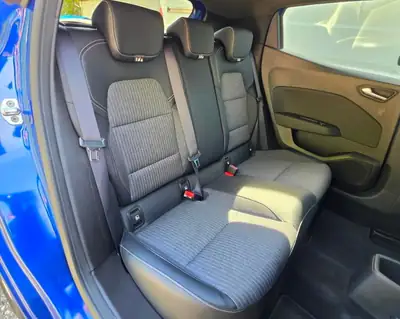 Renault Clio 1.3 TCe Intens EDC — Citadine dynamique, boîte auto et faible consommation — Thumbnail 12