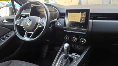 Renault Clio 1.3 TCe Intens EDC — Citadine dynamique, boîte auto et faible consommation — Thumbnail 15