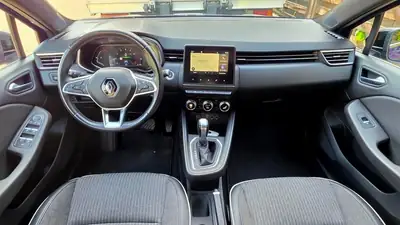Renault Clio 1.3 TCe Intens EDC — Citadine dynamique, boîte auto et faible consommation — Thumbnail 14