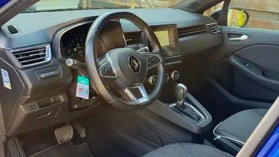 Renault Clio 1.3 TCe Intens EDC — Citadine dynamique, boîte auto et faible consommation — Thumbnail 16