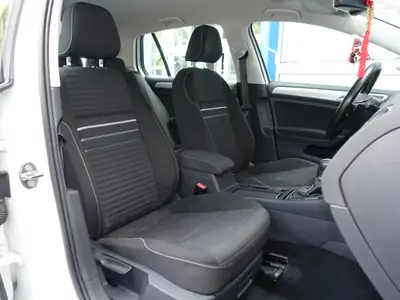 VW Golf 1.4 TSI Cup DSG — Compacte dynamique, consommation maîtrisée, sans sinistre — Miniature 9