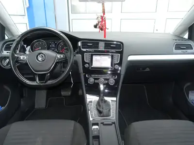 VW Golf 1.4 TSI Cup DSG — Compacte dynamique, consommation maîtrisée, sans sinistre — Miniature 11