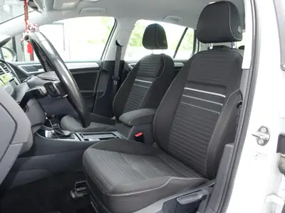VW Golf 1.4 TSI Cup DSG — Compacte dynamique, consommation maîtrisée, sans sinistre — Miniature 10