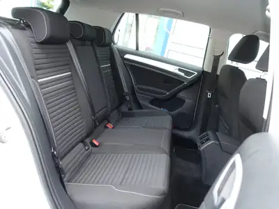 VW Golf 1.4 TSI Cup DSG — Compacte dynamique, consommation maîtrisée, sans sinistre — Miniature 15