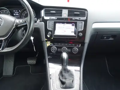 VW Golf 1.4 TSI Cup DSG — Compacte dynamique, consommation maîtrisée, sans sinistre — Miniature 14