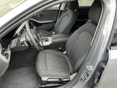 BMW 320d xDrive 2023 — Berline diesel hybride légère, 59'650 km seulement — detail