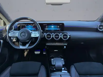 Mercedes-Benz Classe A 180 AMG Line — Berline compacte dynamique, 50 500 km — Miniature 13