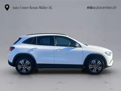 Mercedes-Benz GLA 250 e — Hybride rechargeable, 20 km au compteur — détail