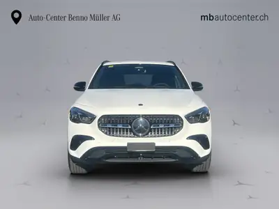 Mercedes-Benz GLA 250 e — Hybride rechargeable, 20 km au compteur — Miniature 8