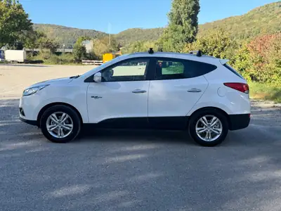 Hyundai iX35 1.7 CRDi — SUV compact diesel fiable, sans sinistre — Heckansicht