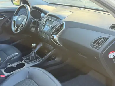 Hyundai iX35 1.7 CRDi — SUV compact diesel fiable, sans sinistre — Innenraum