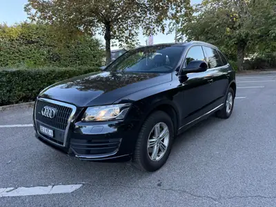 Audi Q5 2.0 TFSI Quattro S-Line — SUV premium allemand, service à jour et sans sinistre — exterior view