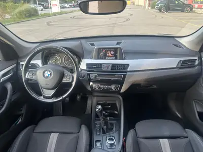 BMW X1 20d xDrive — SUV robuste diesel, 8 jantes, historique sans sinistre — interior