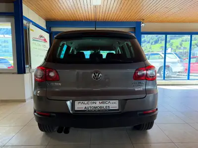 VW Tiguan 2.0 TSI Track&Field — SUV polyvalent, 200 ch, transmission Tiptronic — Miniatura 12