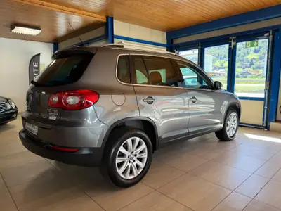 VW Tiguan 2.0 TSI Track&Field — SUV polyvalent, 200 ch, transmission Tiptronic — Miniatura 14