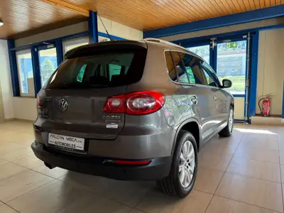 VW Tiguan 2.0 TSI Track&Field — SUV polyvalent, 200 ch, transmission Tiptronic — Miniatura 13