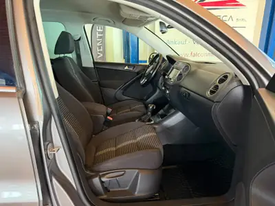 VW Tiguan 2.0 TSI Track&Field — SUV polyvalent, 200 ch, transmission Tiptronic — Miniatura 21