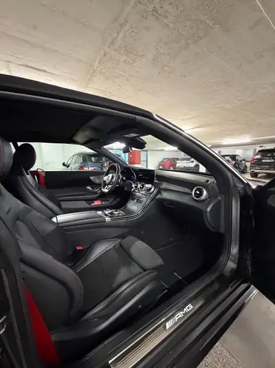 Mercedes-Benz C 43 AMG 4matic — Cabriolet haute performance, 390 ch et très peu d'usure — Miniature 11