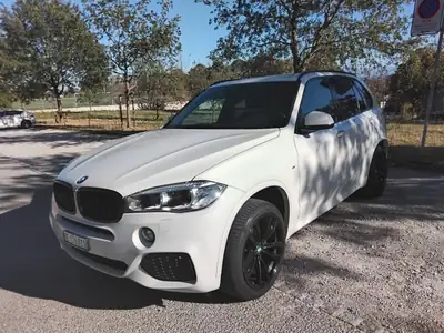 BMW X5 40d xDrive — SUV premium diesel, 160 000 km, sans sinistre — interior