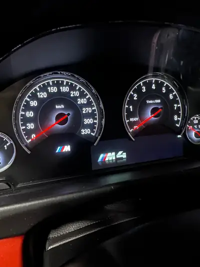BMW M4 Coupé 431 ch — Sportive haute performance, historique sans sinistre — Miniature 15