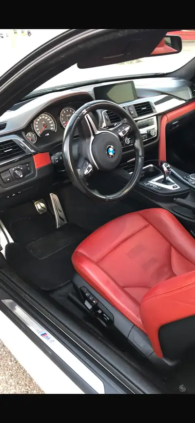 BMW M4 Coupé 431 ch — Sportive haute performance, historique sans sinistre — Miniature 16