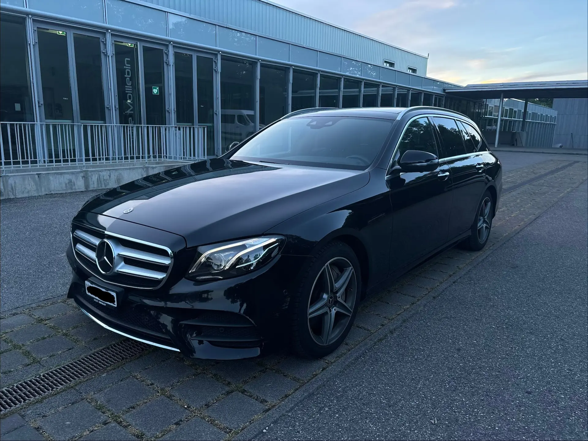 Mercedes-Benz E 450 AMG Line 4Matic — Break sportif, 367 ch et traction intégrale