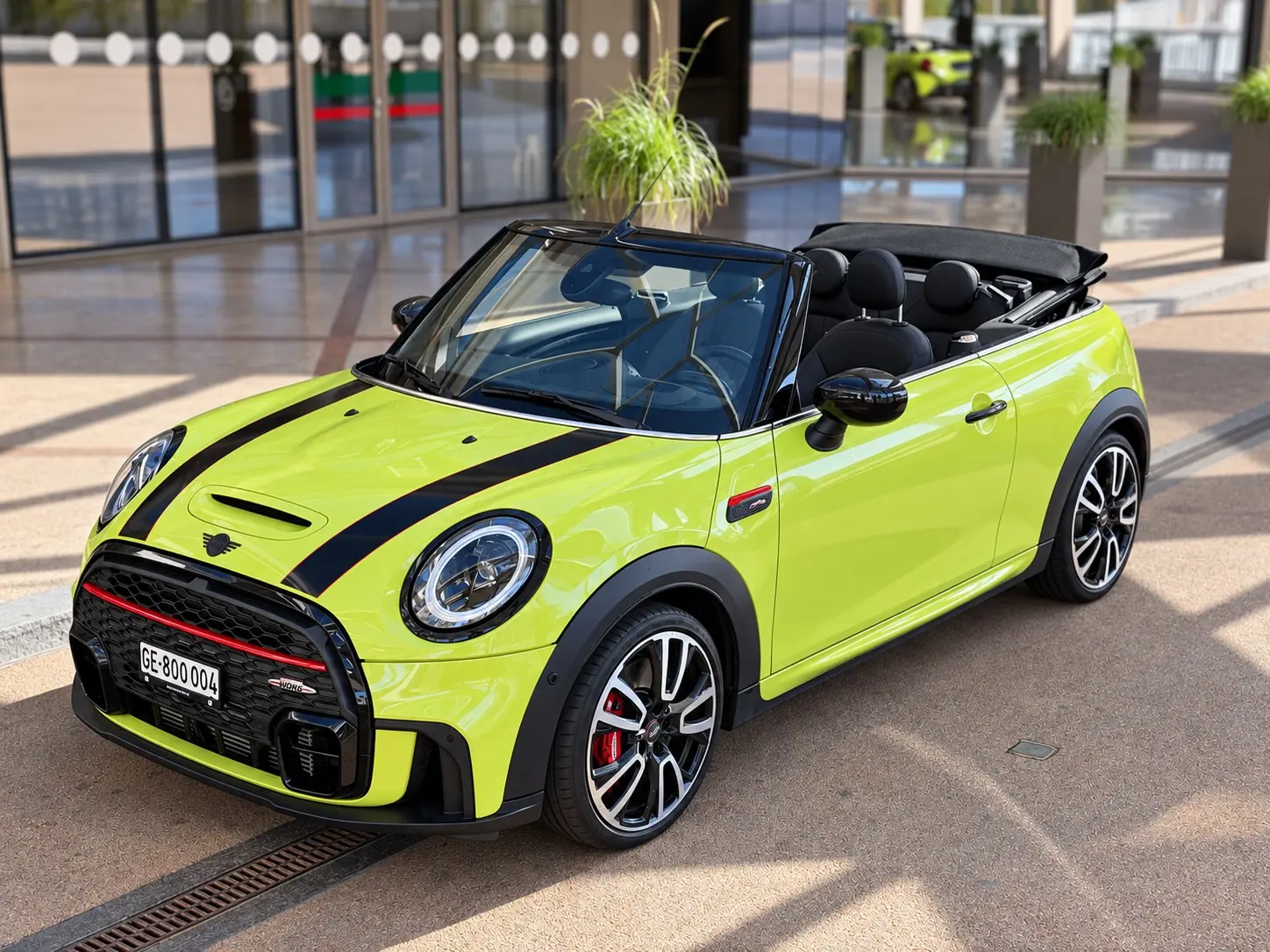 MINI Cabrio 2023 occasion Meyrin — 1