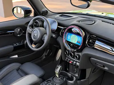 MINI Cabrio 2.0i John Cooper Works — Cabriolet sportif 231 ch, très peu kilométré — Miniatura 9