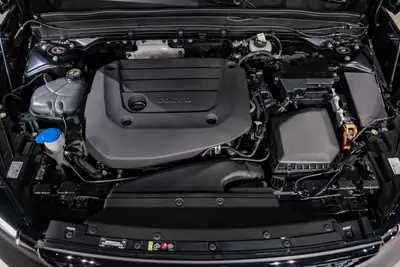 Volvo XC40 B3 Mild Hybrid — SUV compact urbain, motorisation écologique et confort nordique — Miniatur 26