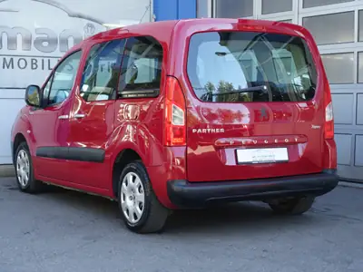 Peugeot Partner 1.6 Trendy — Monospace pratique, sans accident, entretien maîtrisé — Miniature 8