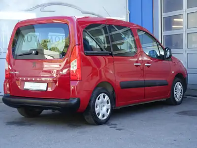 Peugeot Partner 1.6 Trendy — Monospace pratique, sans accident, entretien maîtrisé — Miniature 7