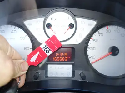 Peugeot Partner 1.6 Trendy — Monospace pratique, sans accident, entretien maîtrisé — Miniature 17