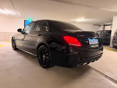 Mercedes-Benz C 300 AMG Line — Berline premium 245 ch, kilométrage modéré — rear view