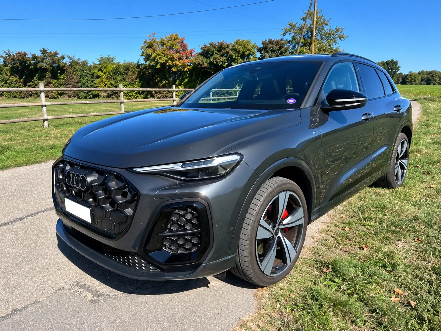 Audi Q5 e-hybrid 270 quattro S-Tronic — SUV rechargeable premium, 27'000 km seulement