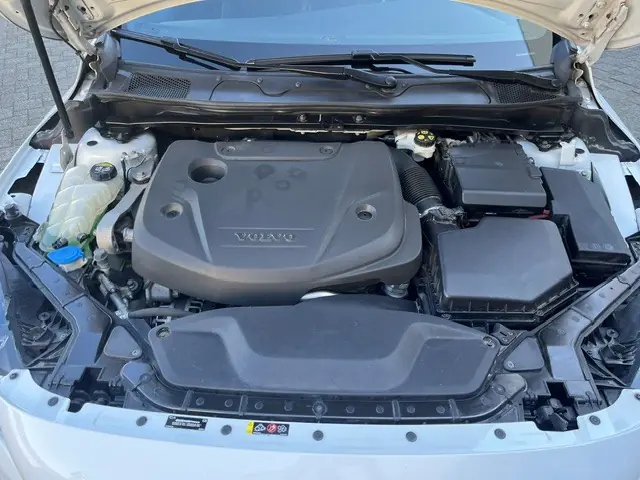 Volvo V40 2018 occasion Wetzikon — 5