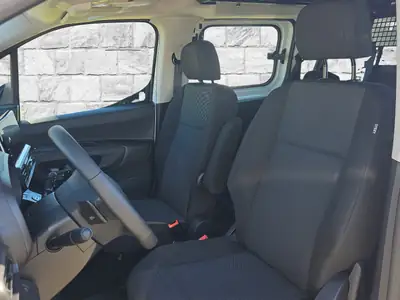 Citroën e-Berlingo 136 XL — Fourgon électrique polyvalent, 5 places, technologie neuve 2026 — Miniatura 9