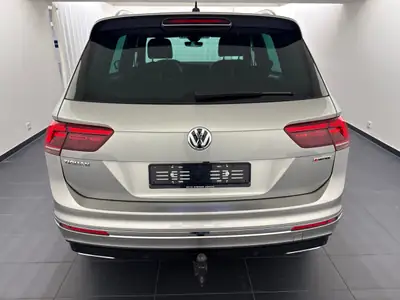 VW Tiguan 2.0 TSI R-Line 4Motion — SUV premium 230 ch, première main, kilométrage modéré — Miniatura 17