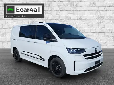 VW e-Transporter Plus 70 kWh — Utilitaire électrique 6 places, édition premium — vista posteriore