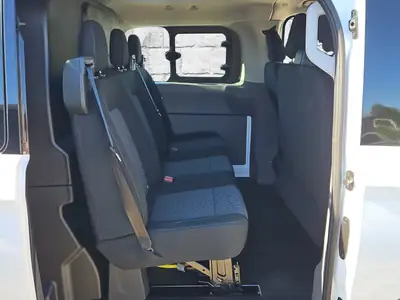 VW e-Transporter Plus 70 kWh — Utilitaire électrique 6 places, édition premium — Miniatura 12