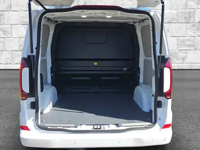 VW e-Transporter Plus 70 kWh — Utilitaire électrique 6 places, édition premium — Miniatura 13