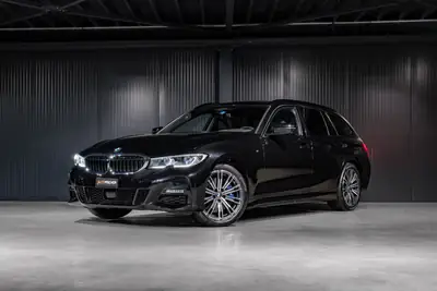 BMW 330 d xDrive Touring M Sport — Break diesel dynamique, 49'950 km seulement — vista esterna