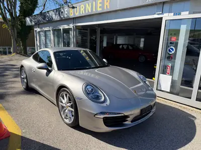 Porsche 911 Carrera 2012 — Coupé sportif iconique, faible kilométrage et historique Porsche — vue extérieure