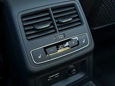 Audi RS4 Avant quattro — Break haute performance 450 ch, faible kilométrage — Miniatur 25
