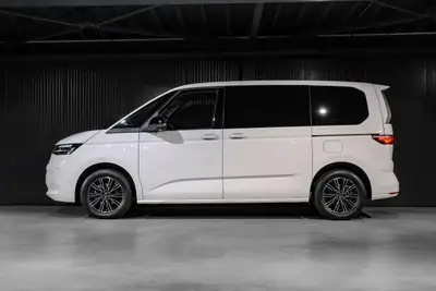 VW T7 Multivan 2.0 TDI — Camping-car familial avec lit escamotable et climatisation 3 zones — Miniatura 9