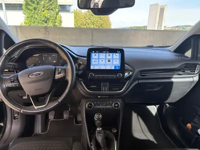 Ford Fiesta 1.0 EcoBoost Titanium — Citadine économe et fiable, 105'000 km — dashboard