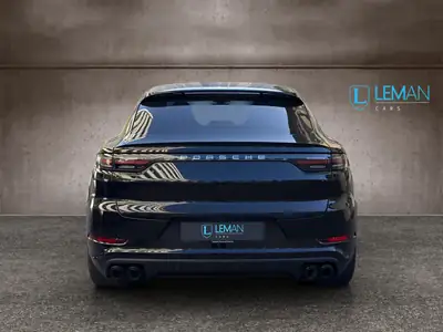 Porsche Cayenne Turbo Coupé S E-Hybrid — SUV haute performance hybride rechargeable, 82'000 km — dettaglio